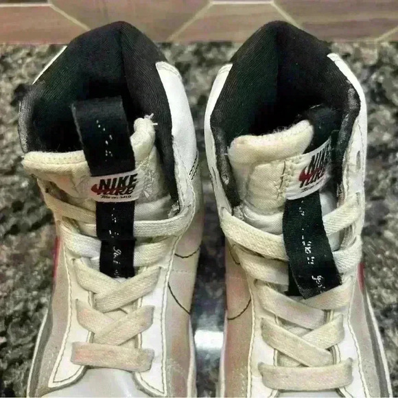 Nike Kids Blazer Mid 77, White And Red , Size 11C - Picture 10 of 14